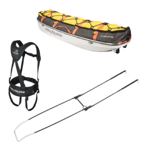 Fjellpulken Traverse 145 cm -ahkio aisojen ja vetovaljaiden kanssa