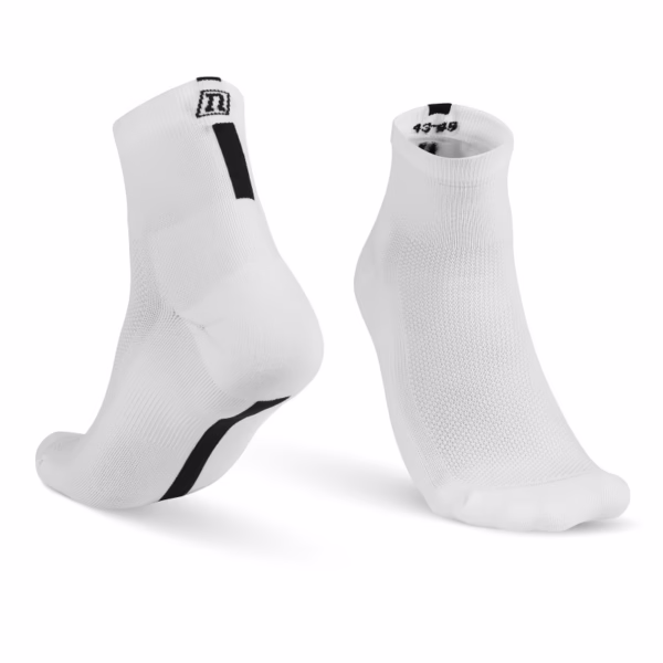 Noname Trail Socks Mid – Hengittävät ja kestävät sukat aktiiviseen liikkumiseen
